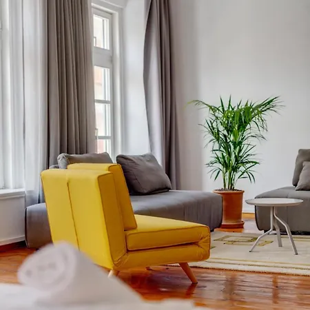 アパート Kois Loft エルムポリ